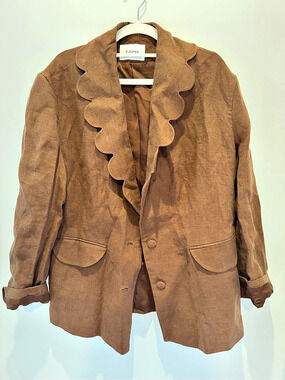 Sleeper Dynasty Scalloped Linen Blazer Brown
